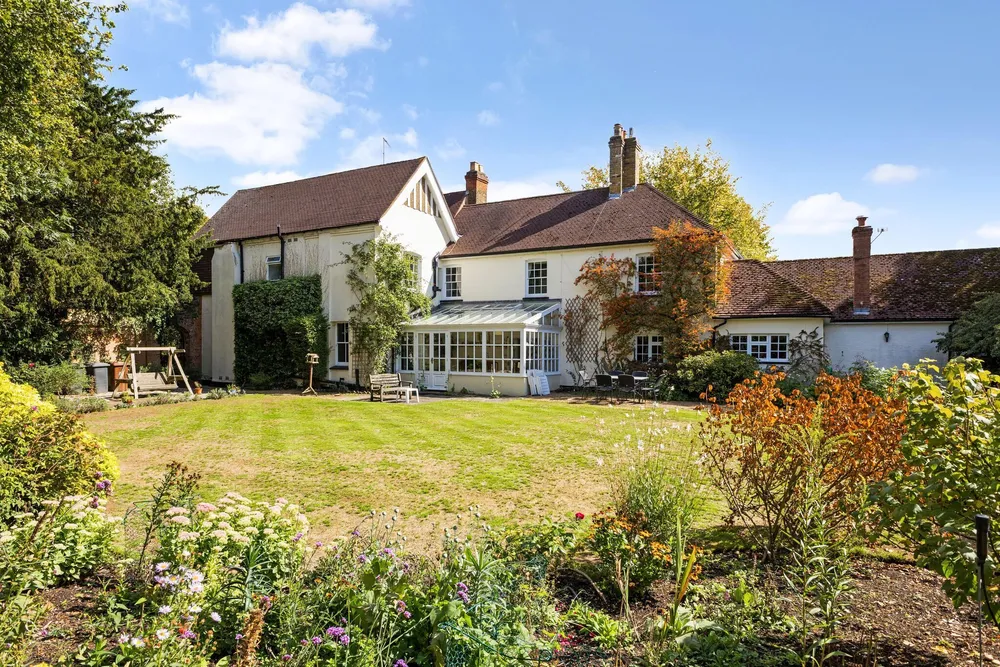 Aldenham Road, Elstree, WD6