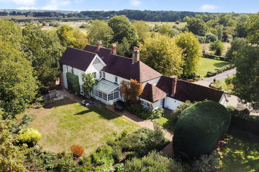 Aldenham Road, Elstree, WD6