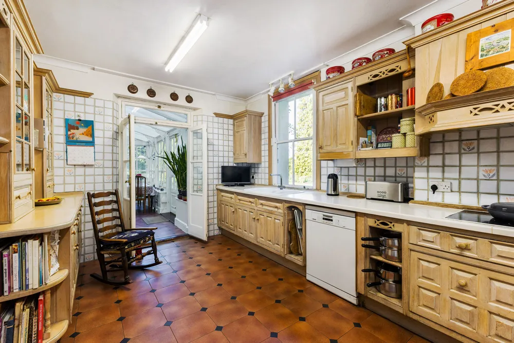Aldenham Road, Elstree, WD6