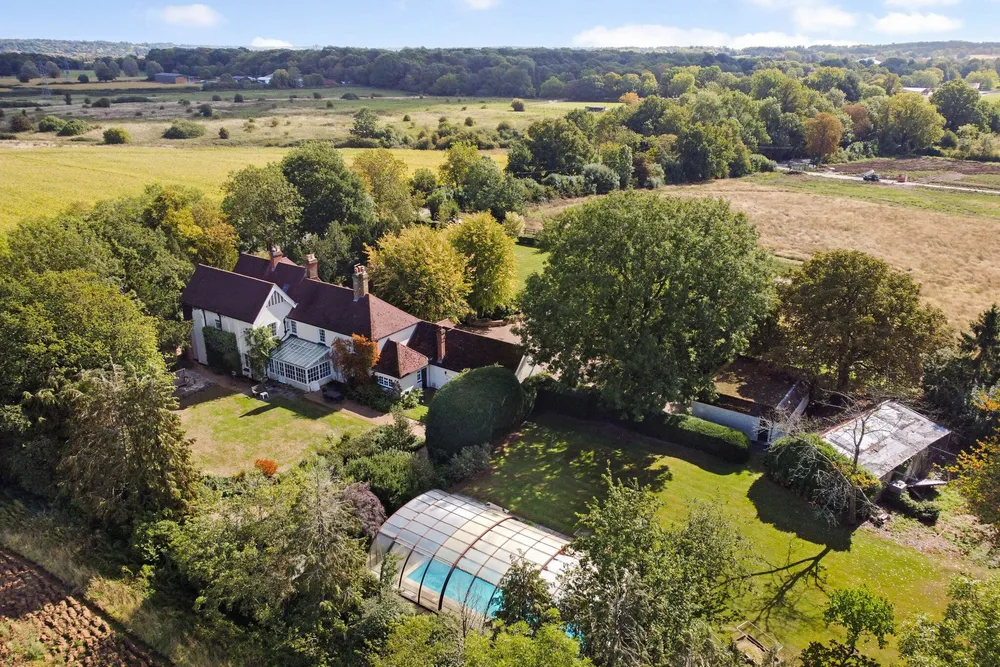 Aldenham Road, Elstree, WD6