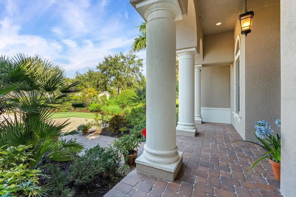3531 Founders Club Dr, Sarasota, FL 34240-1434