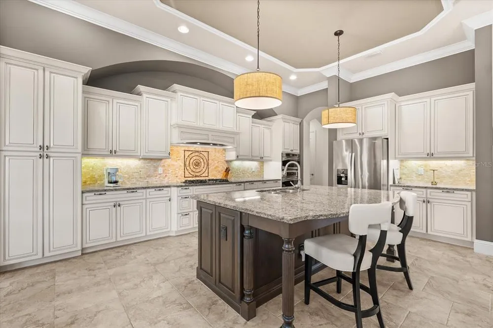 3531 Founders Club Dr, Sarasota, FL 34240-1434