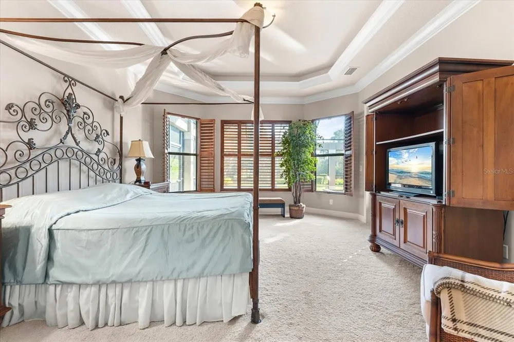 3531 Founders Club Dr, Sarasota, FL 34240-1434