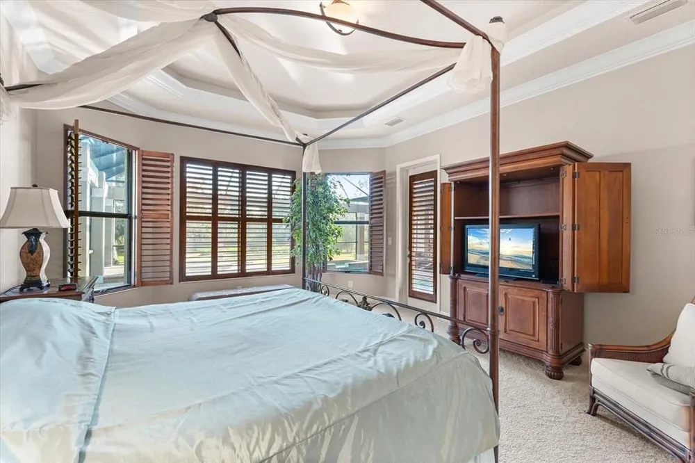 3531 Founders Club Dr, Sarasota, FL 34240-1434