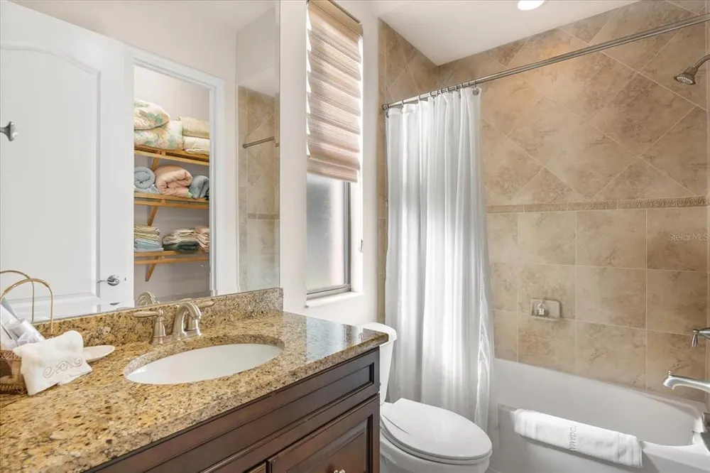 3531 Founders Club Dr, Sarasota, FL 34240-1434