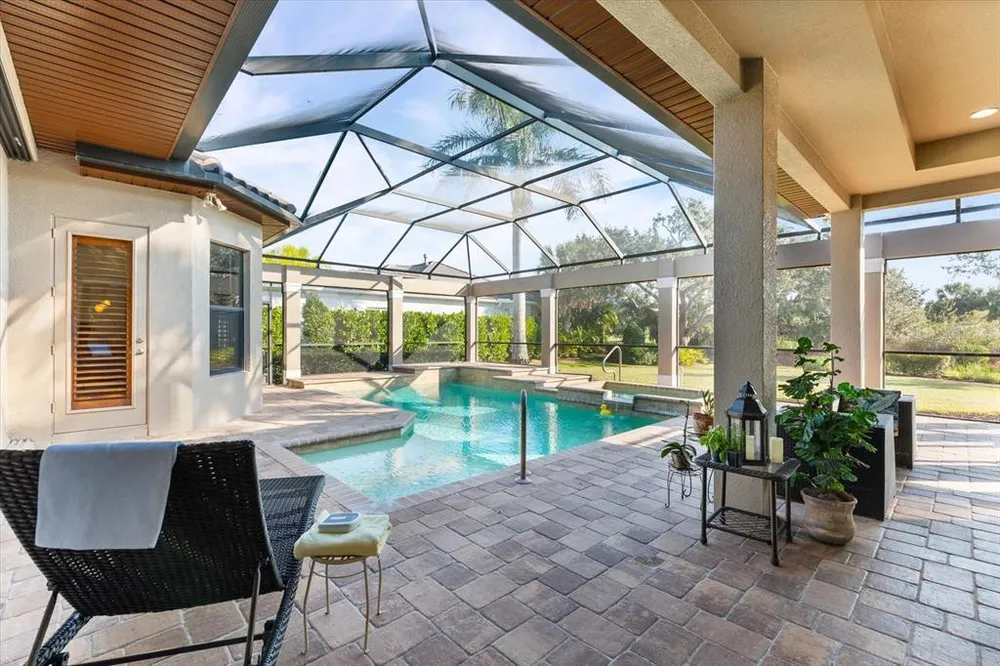3531 Founders Club Dr, Sarasota, FL 34240-1434