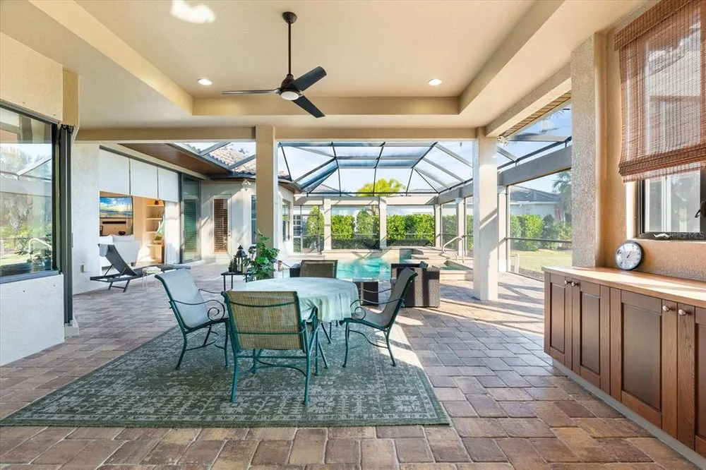3531 Founders Club Dr, Sarasota, FL 34240-1434
