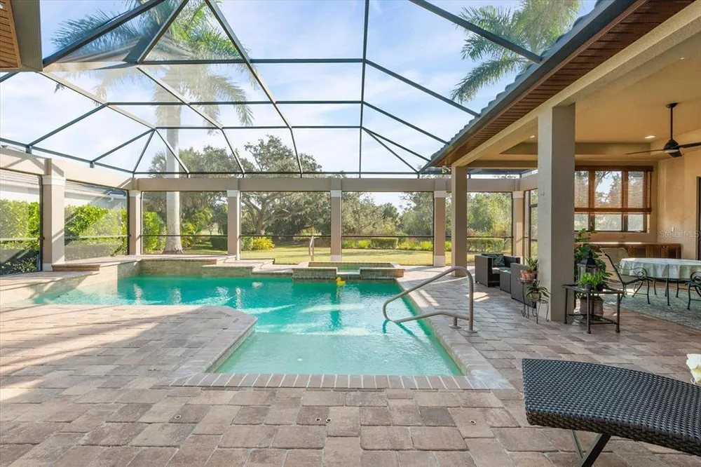 3531 Founders Club Dr, Sarasota, FL 34240-1434