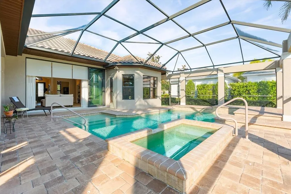 3531 Founders Club Dr, Sarasota, FL 34240-1434