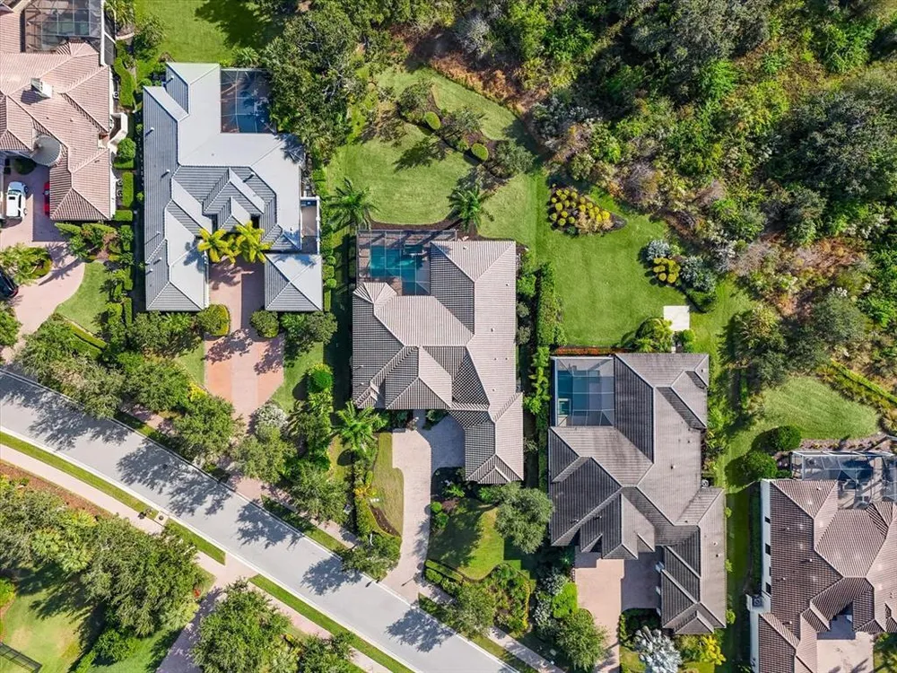 3531 Founders Club Dr, Sarasota, FL 34240-1434