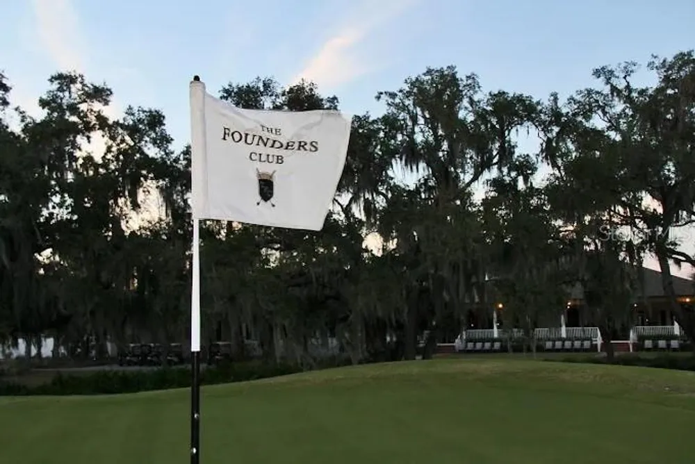 3531 Founders Club Dr, Sarasota, FL 34240-1434