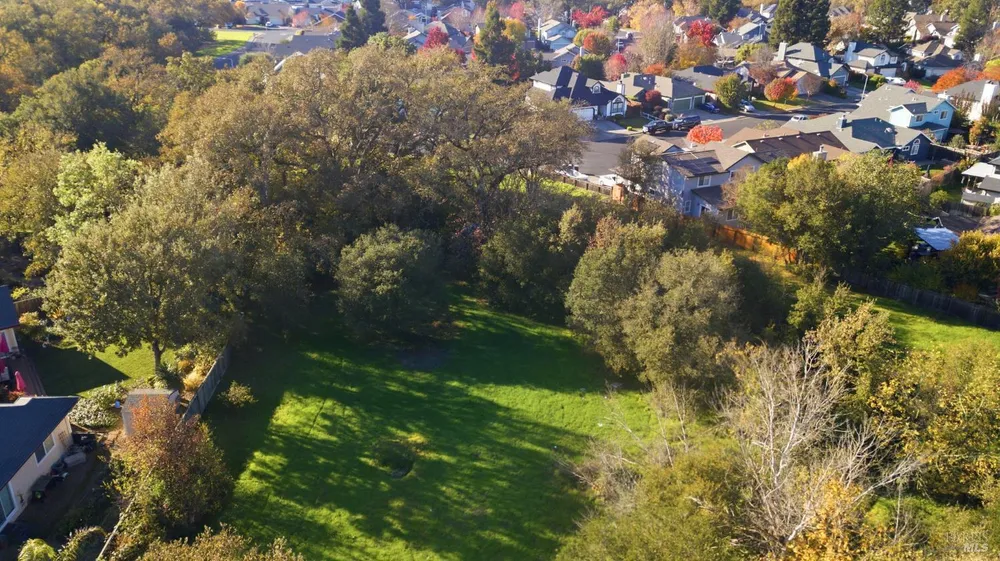 6283 Old Redwood Hwy, Santa Rosa, CA 95403