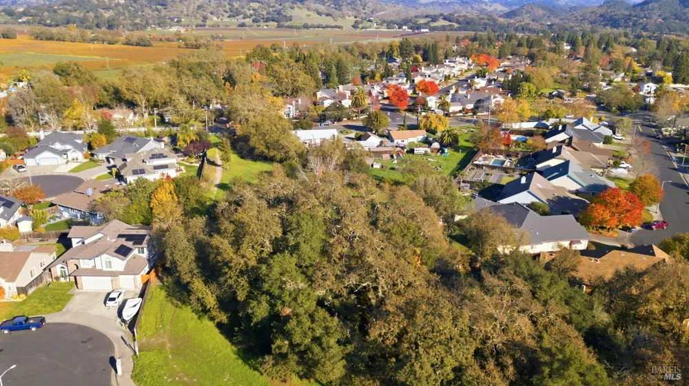 6283 Old Redwood Hwy, Santa Rosa, CA 95403