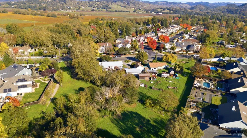 6283 Old Redwood Hwy, Santa Rosa, CA 95403