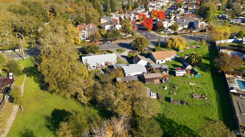 6283 Old Redwood Hwy, Santa Rosa, CA 95403