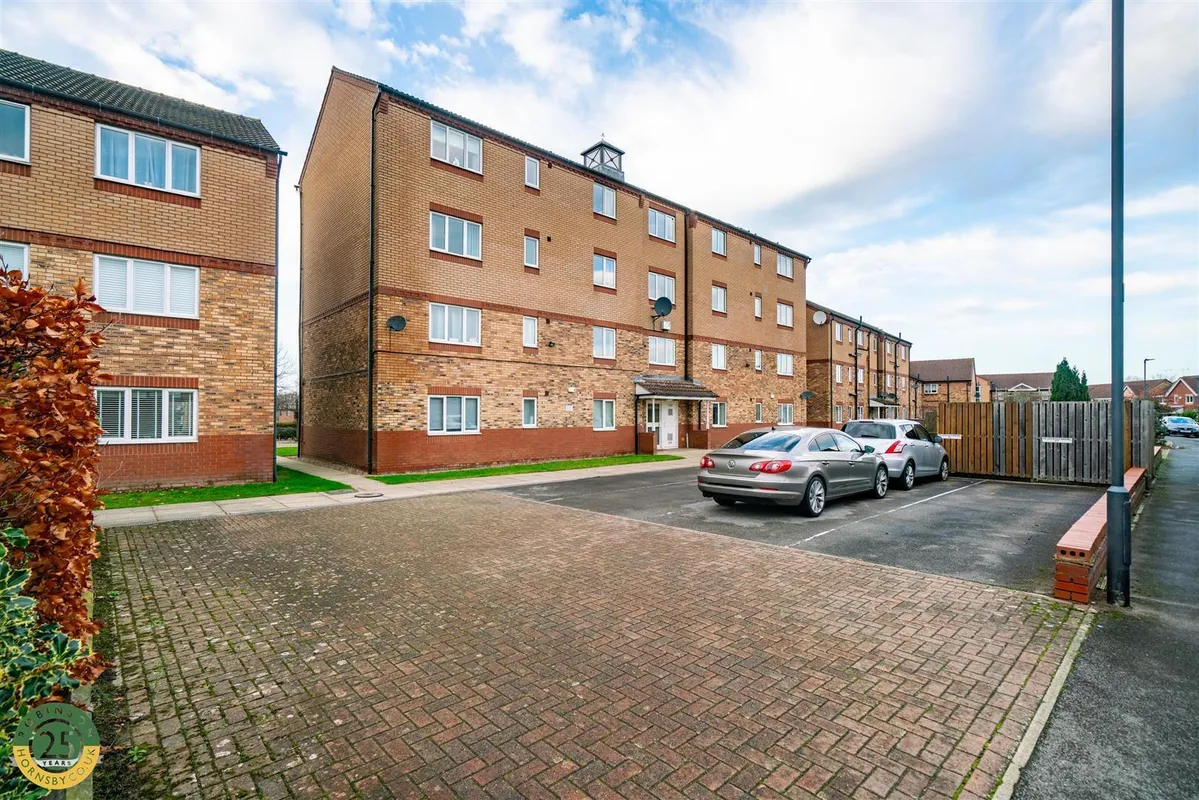 Lakeside Boulevard, Doncaster
