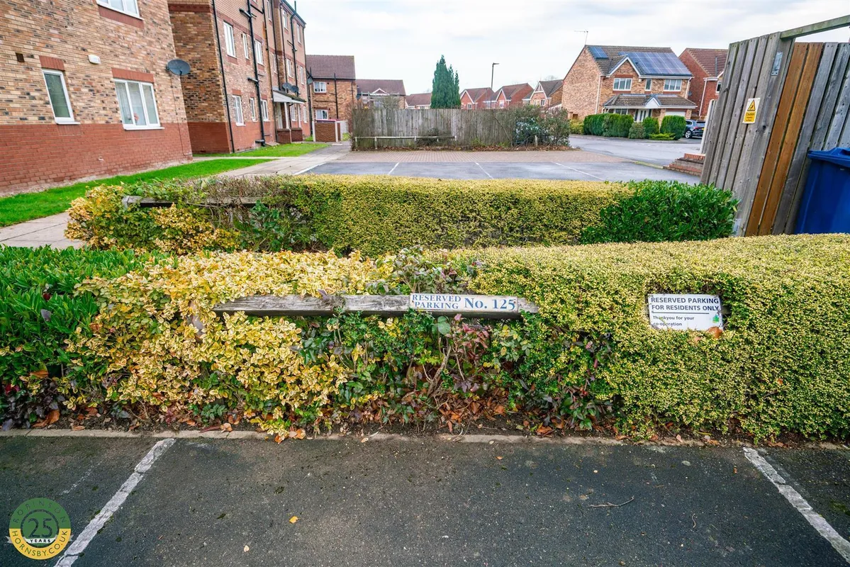 Lakeside Boulevard, Doncaster