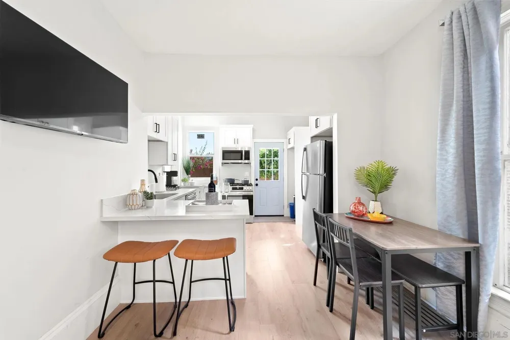 2174 Logan Ave, San Diego, CA 92113