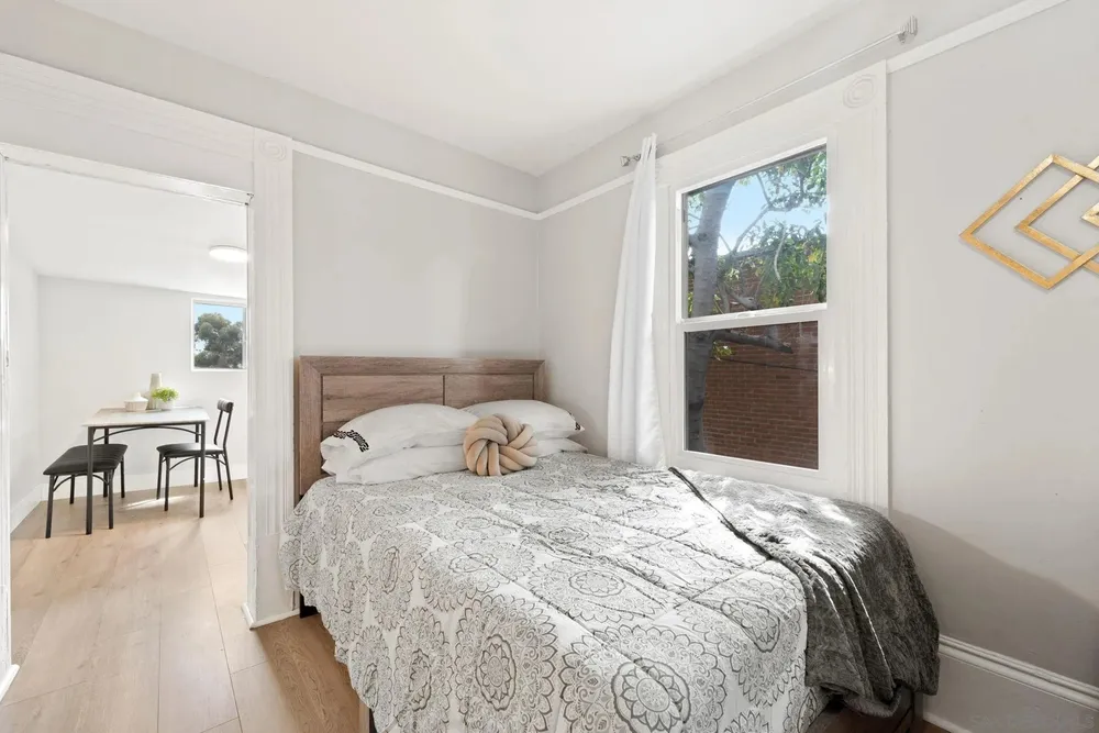 2174 Logan Ave, San Diego, CA 92113