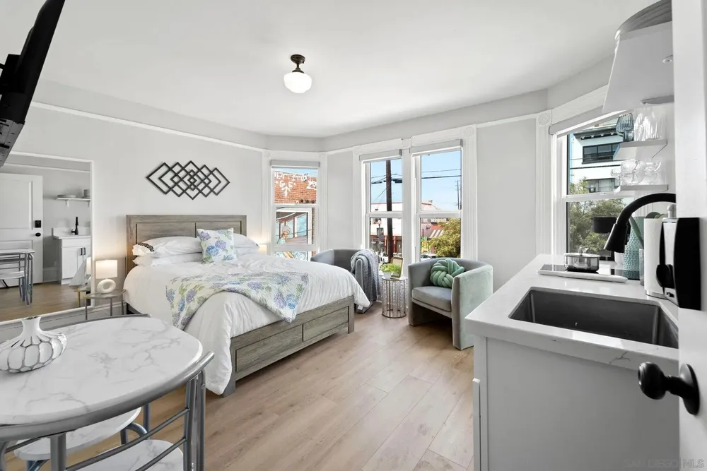 2174 Logan Ave, San Diego, CA 92113