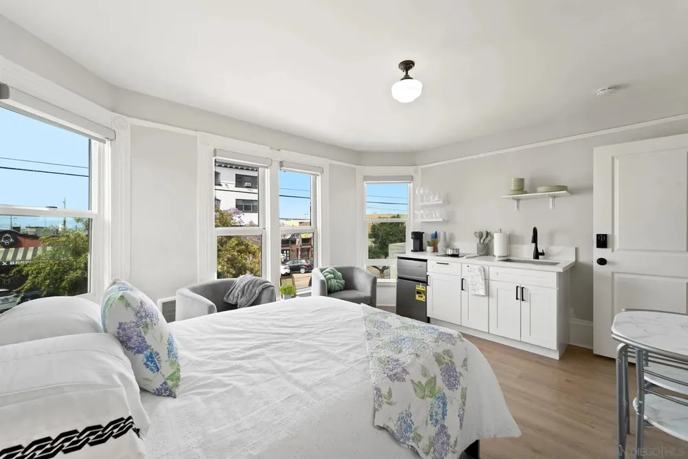 2174 Logan Ave, San Diego, CA 92113