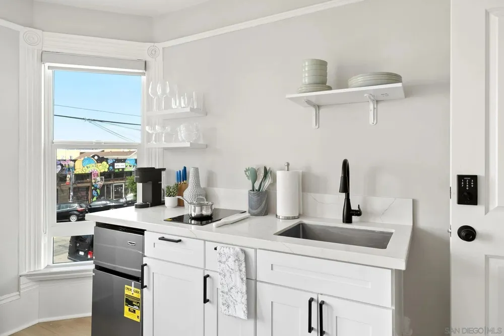 2174 Logan Ave, San Diego, CA 92113