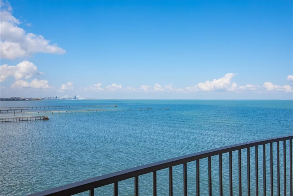 4500 Ocean Dr, Corpus Christi, TX 78412