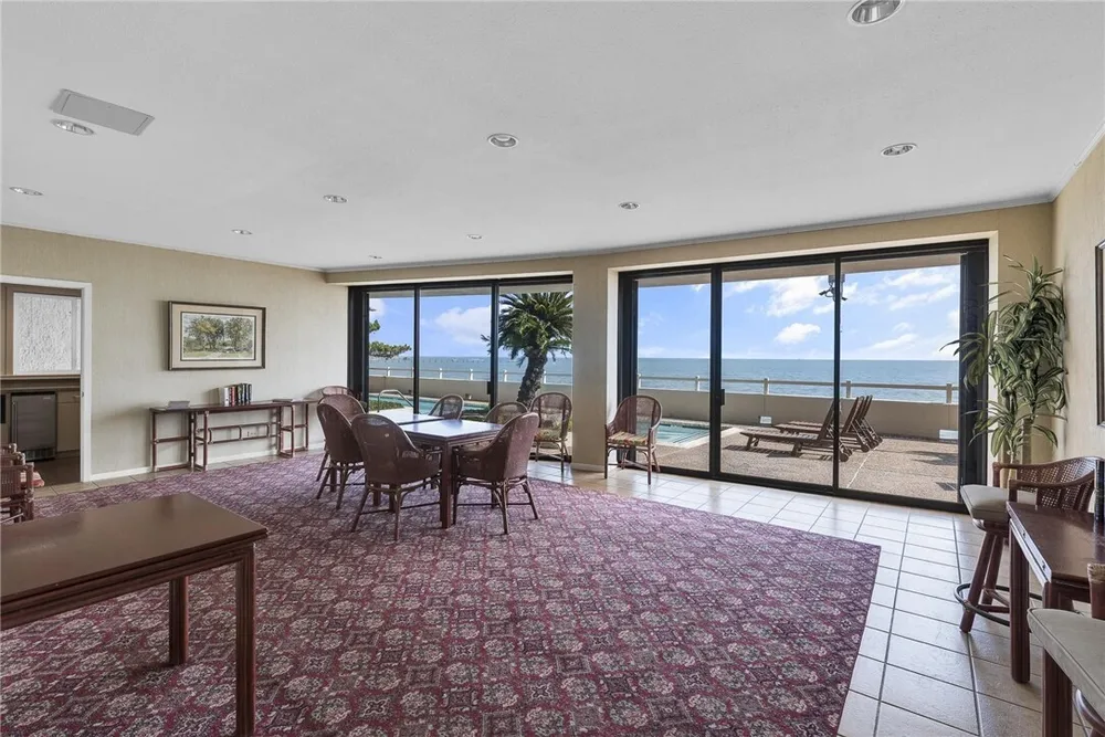 4500 Ocean Dr, Corpus Christi, TX 78412