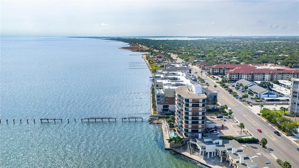 4500 Ocean Dr, Corpus Christi, TX 78412