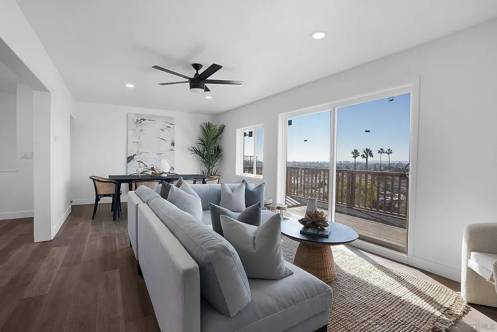 5528 San Onofre Terrace, San Diego, CA 92114