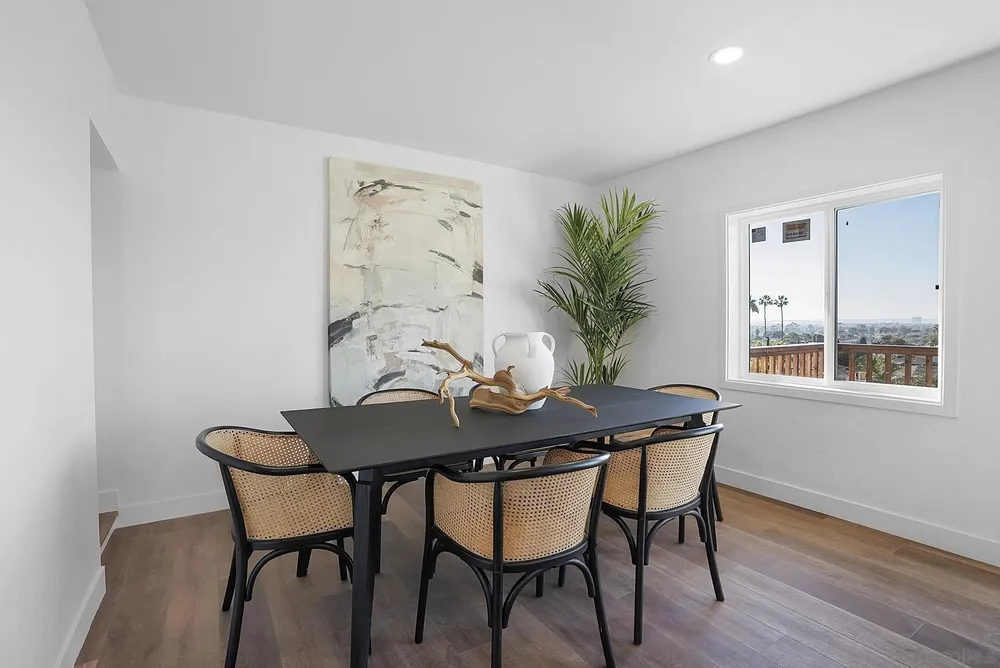 5528 San Onofre Terrace, San Diego, CA 92114
