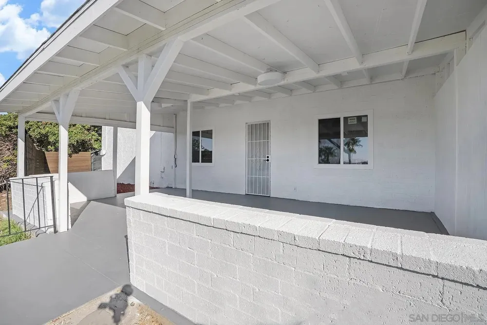 5528 San Onofre Terrace, San Diego, CA 92114