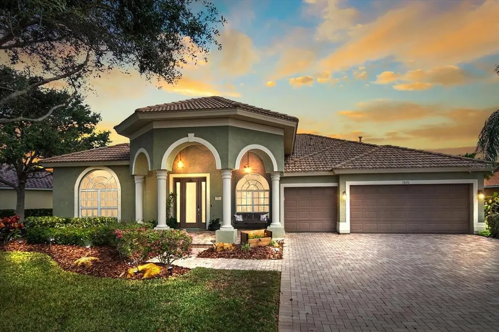 7020 74th Street Circle E, Bradenton, FL 34203