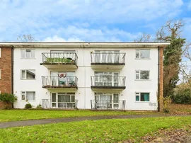 Copperdale Close, Earley, Reading photo