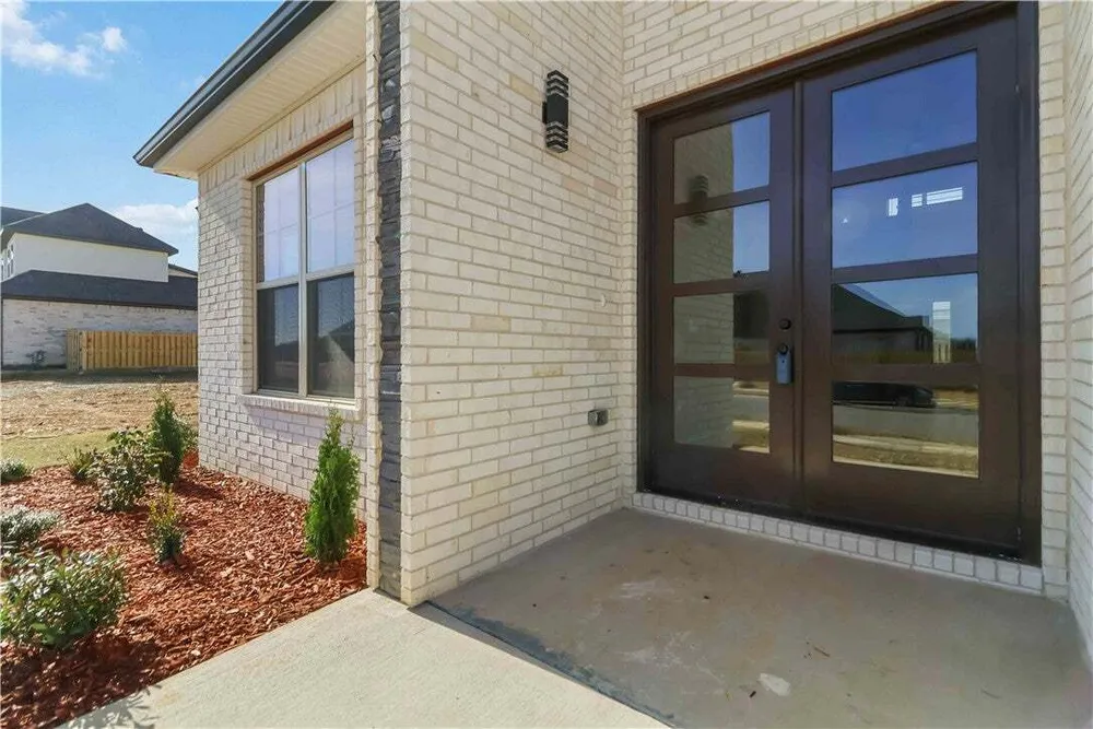 500 Apollo Dr, Centerton, AR 72719
