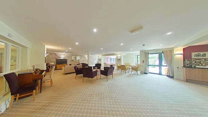 Property carousel image 10