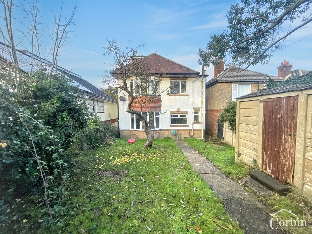 Hyde Road, Bournemouth, BH10 5