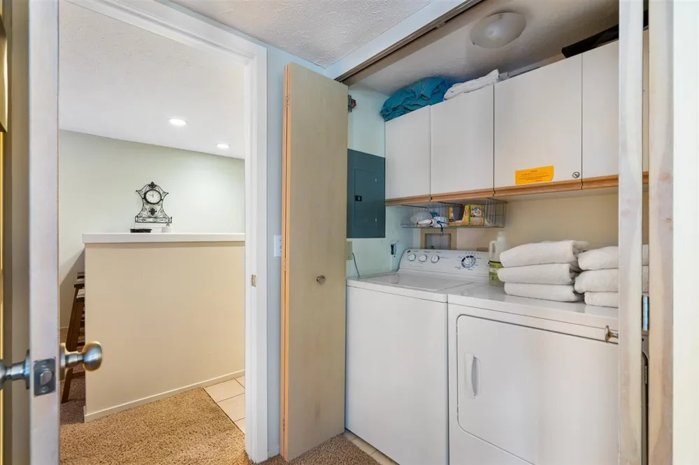 4749 S Pleasantview Rd, Harbor Springs, MI 49740