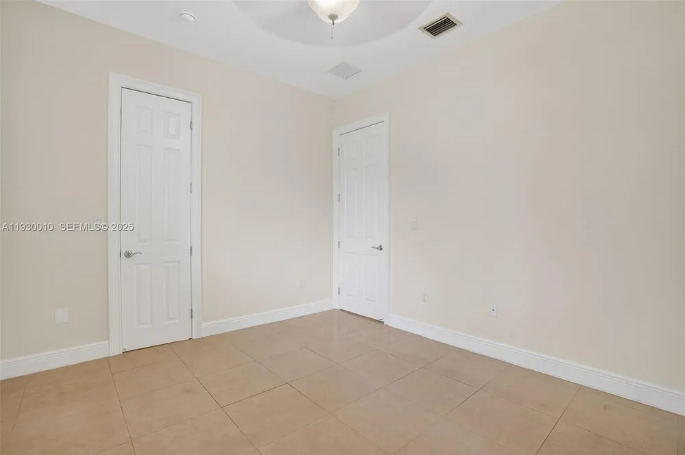 2913 SW 13th St, Miami, FL 33145