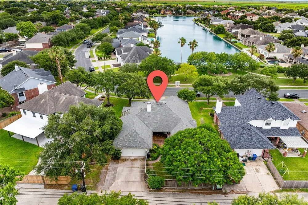 4442 Lake Superior Dr, Corpus Christi, TX 78413