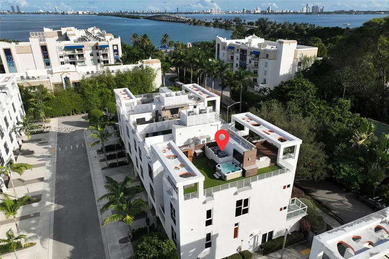 455 NE 39th St, Miami, FL 33137