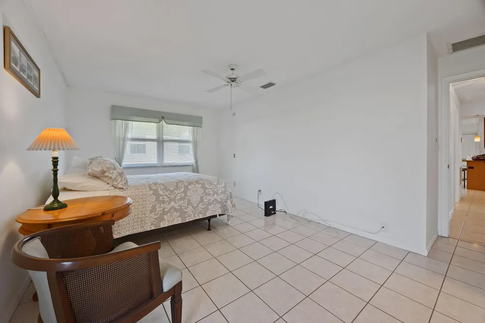 275 High Point Ct, Boynton Beach, FL 33435-6644