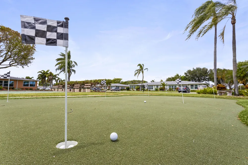 275 High Point Ct, Boynton Beach, FL 33435-6644