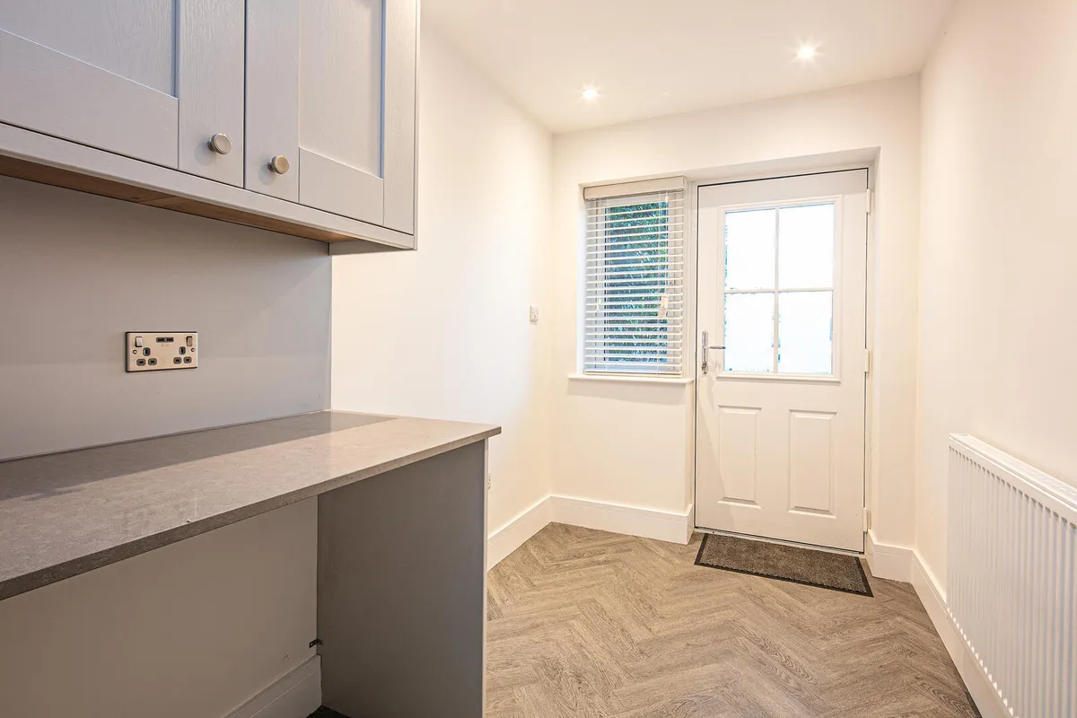 382 Ecclesall Road South, Whirlow, S11 9PY