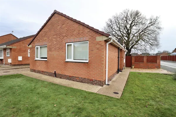 Oak Drive, Newport, Brough