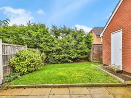 Gunnersbury Way, Nuthall, Nottingham thumb 3