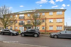 Osier Crescent, London