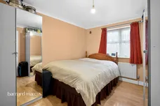 Osier Crescent, London