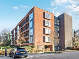 Ebony Crescent, Barnet photo