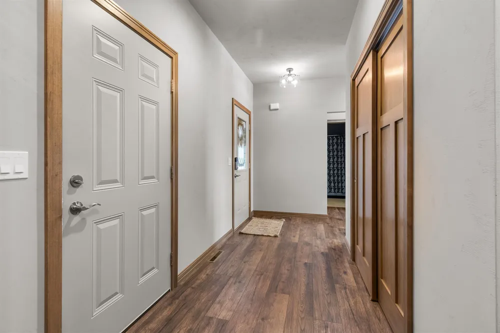 4647 N Cherryvale Ave, Appleton, WI 54913